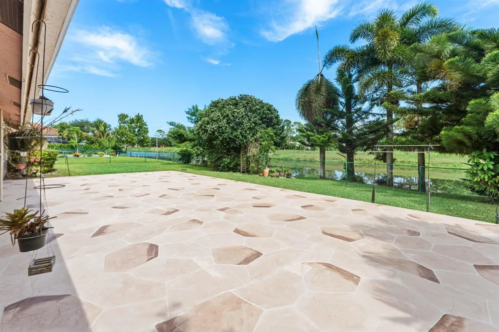 157 MONTEREY WAY Royal Palm Beach, FL 33411