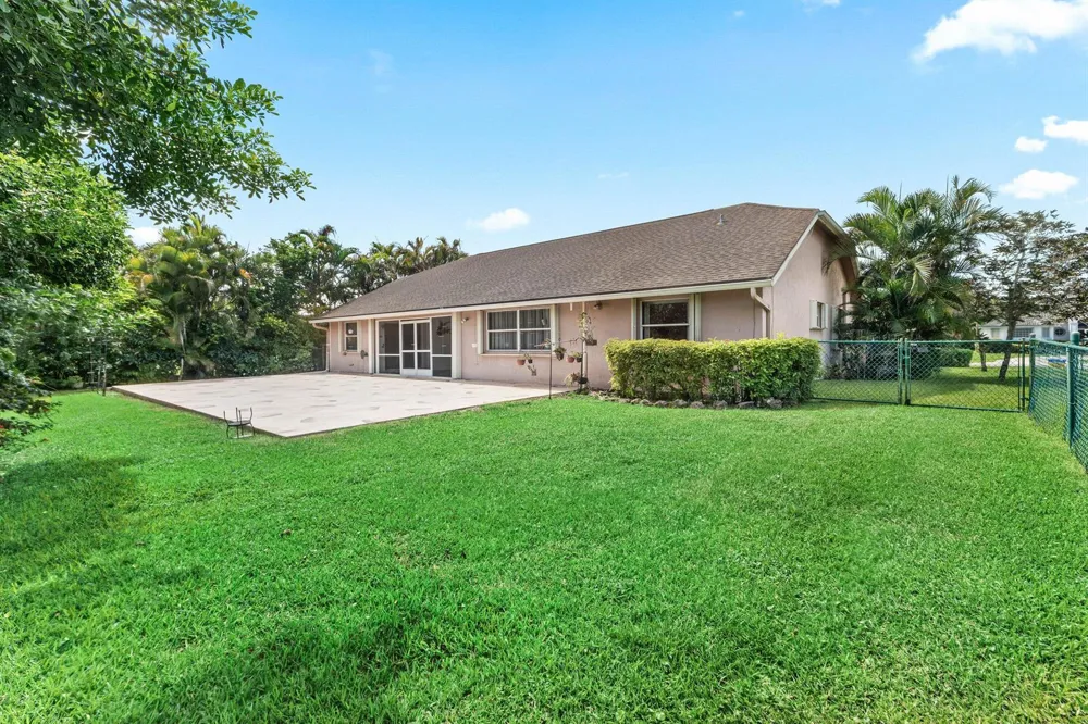 157 MONTEREY WAY Royal Palm Beach, FL 33411