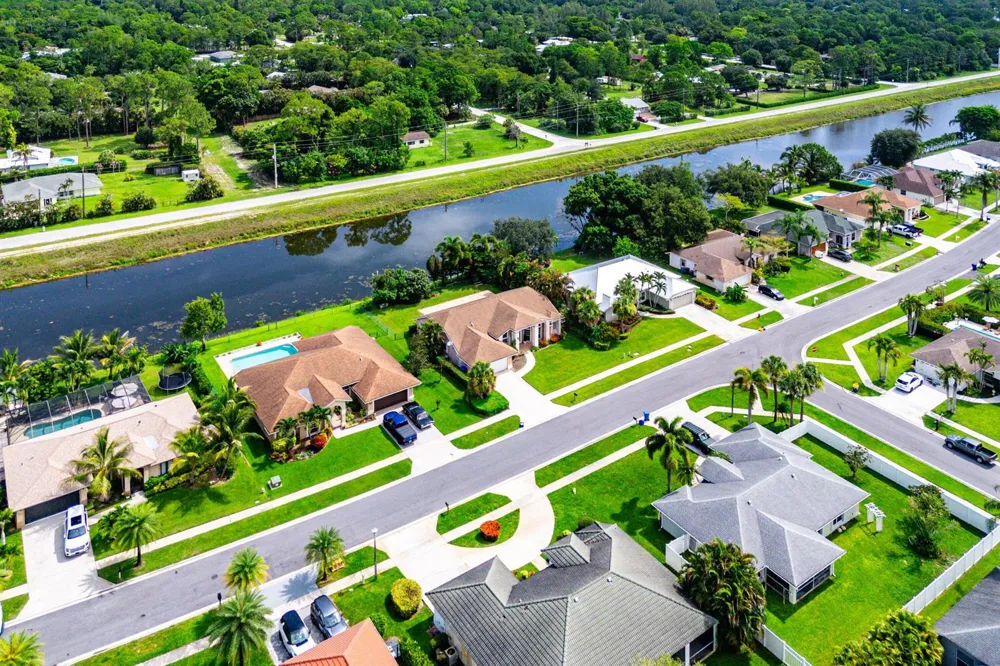 157 MONTEREY WAY Royal Palm Beach, FL 33411