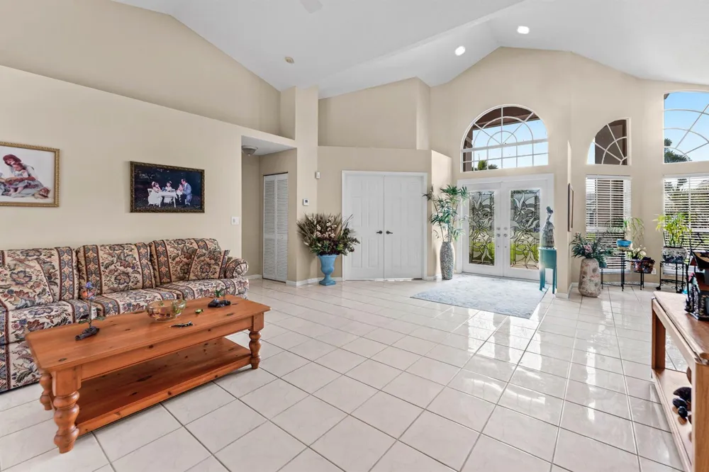 157 MONTEREY WAY Royal Palm Beach, FL 33411