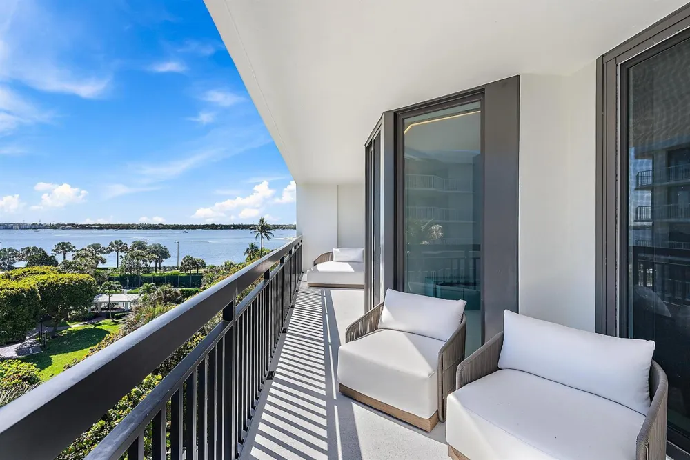 3140 S Ocean Boulevard #502S Palm Beach, FL 33480