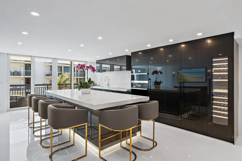 3140 S Ocean Boulevard #502S Palm Beach, FL 33480