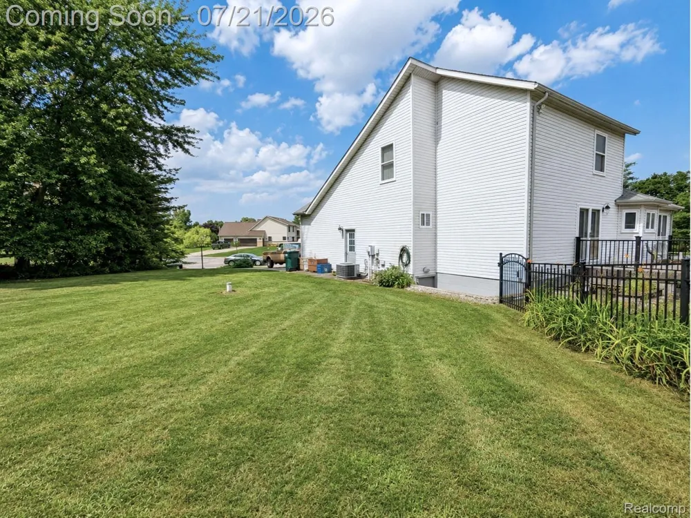 2581 Amy Court Oxford Charter Township, MI 48371