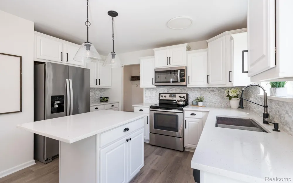 425 Knollwood Drive Brandon Charter Township, MI 48462
