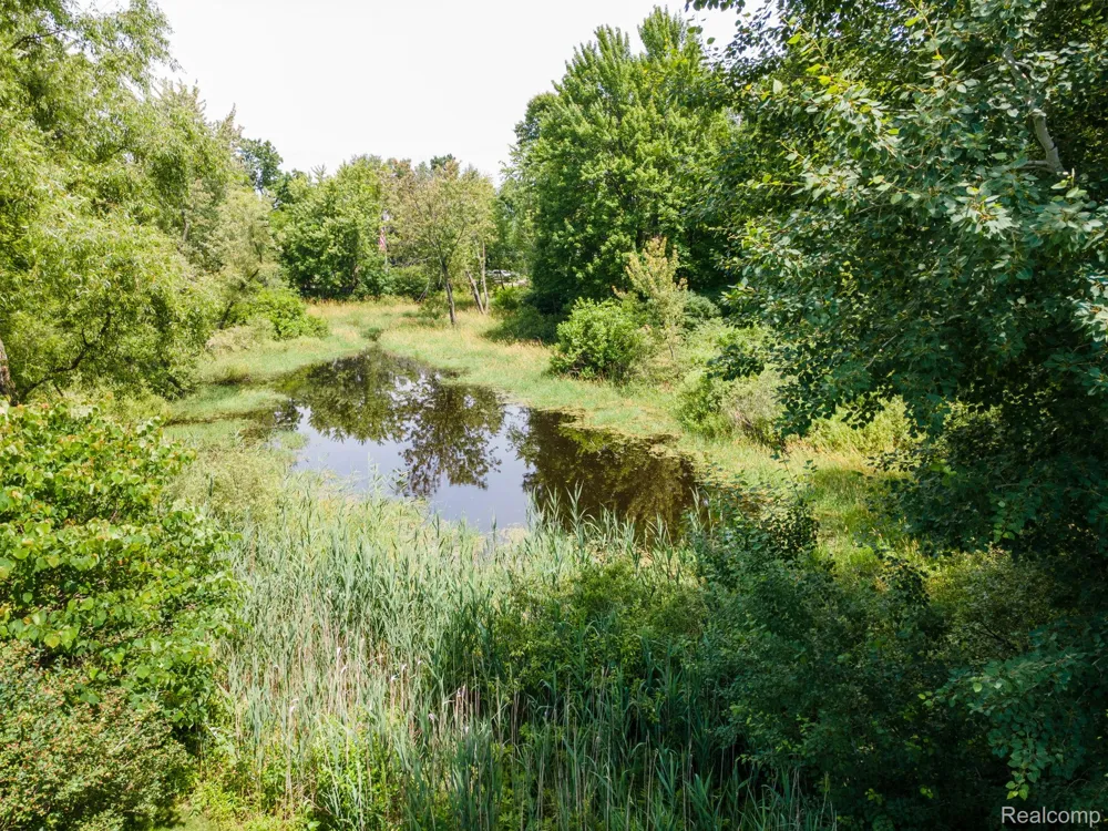 425 Knollwood Drive Brandon Charter Township, MI 48462