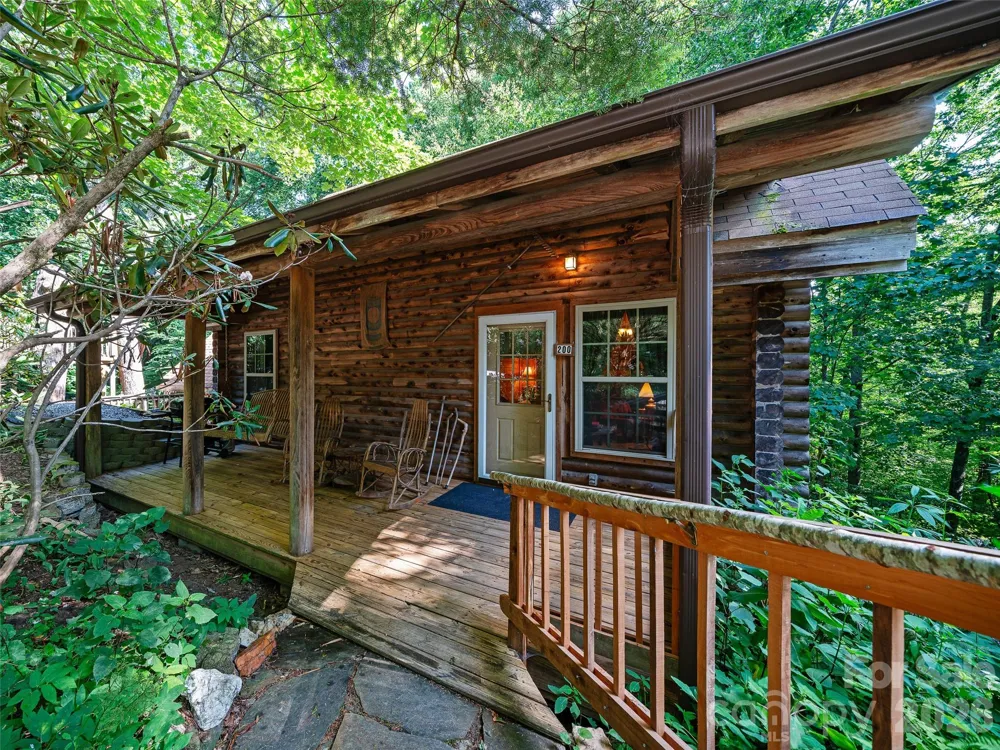 284 Simmons Ridge Road Spruce Pine, NC 28705