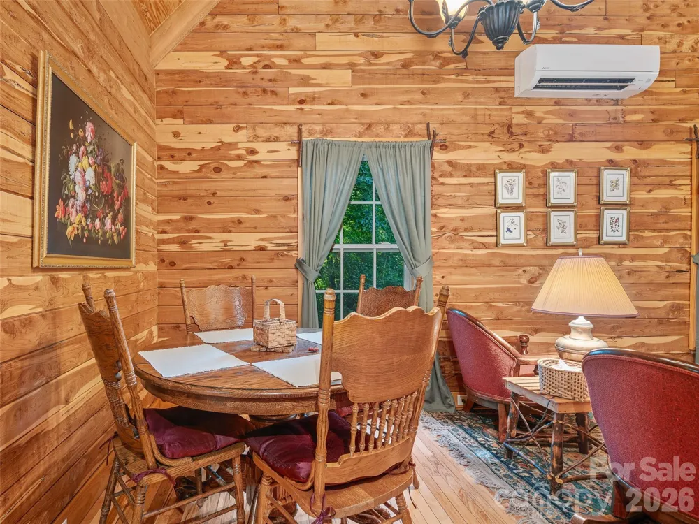 284 Simmons Ridge Road Spruce Pine, NC 28705