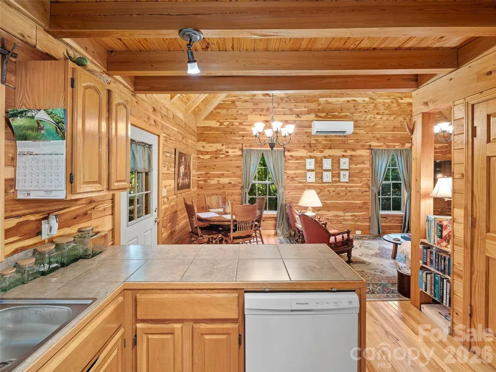 284 Simmons Ridge Road Spruce Pine, NC 28705