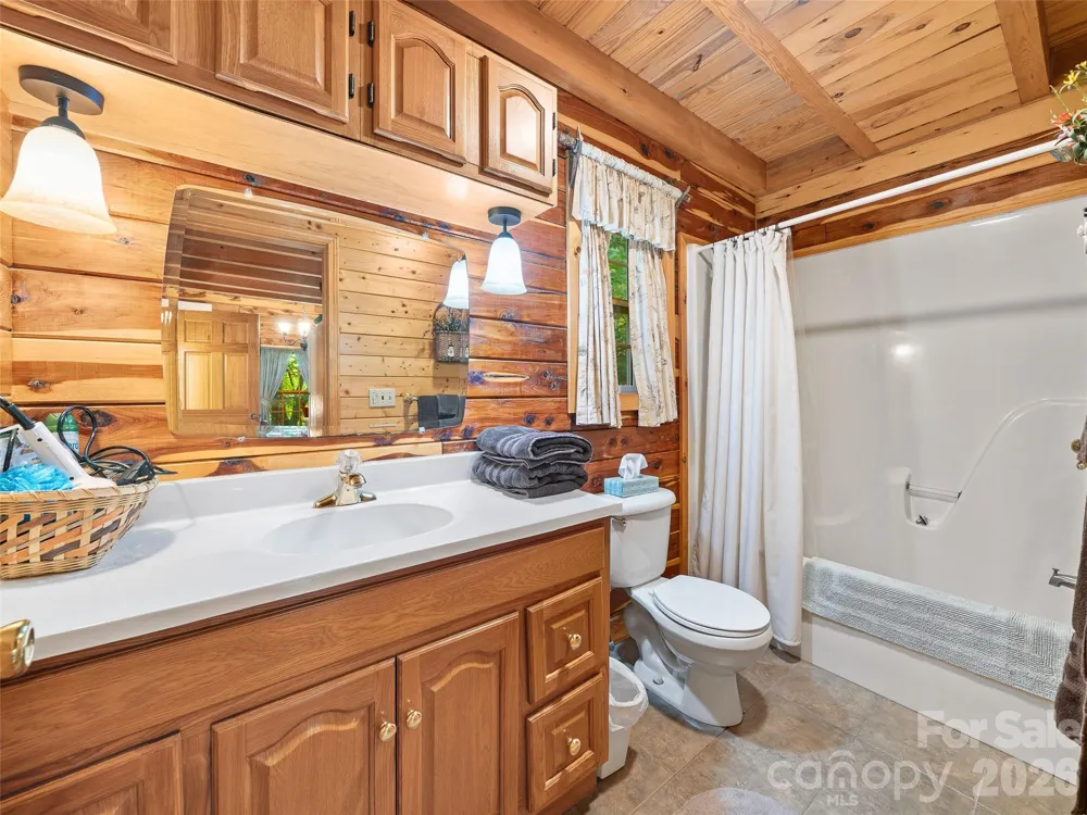 284 Simmons Ridge Road Spruce Pine, NC 28705