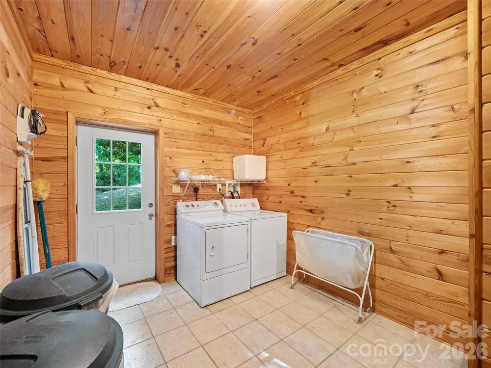 284 Simmons Ridge Road Spruce Pine, NC 28705