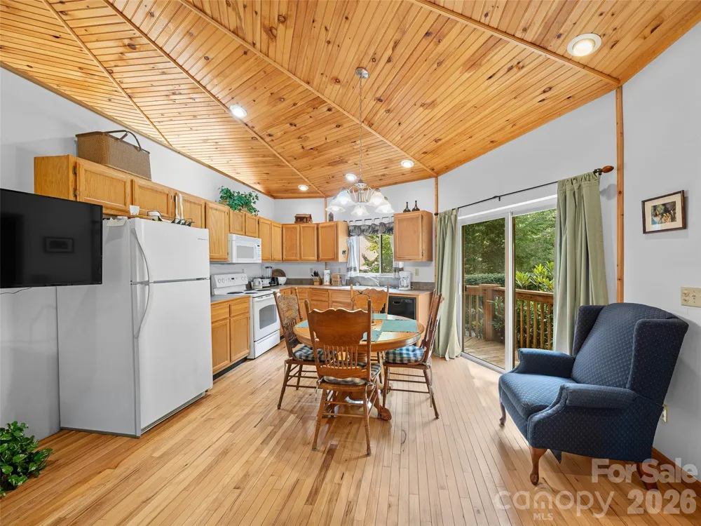 284 Simmons Ridge Road Spruce Pine, NC 28705