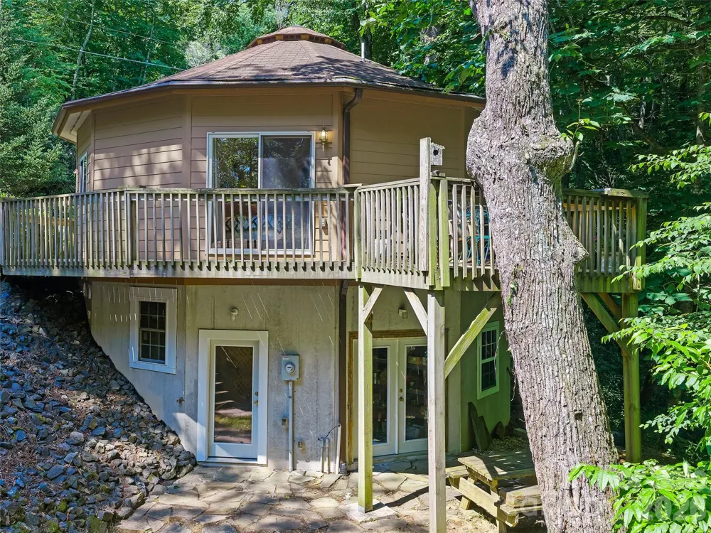 284 Simmons Ridge Road Spruce Pine, NC 28705