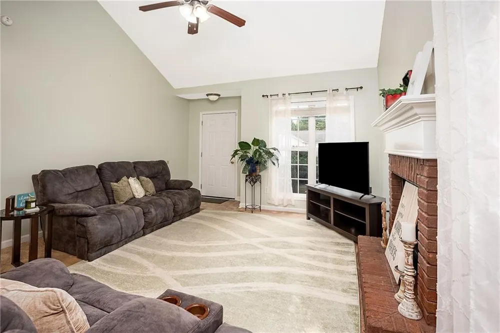 2902 Waterford Boulevard Opelika, AL 36804