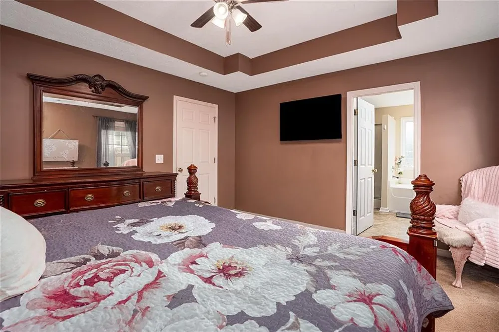 2902 Waterford Boulevard Opelika, AL 36804