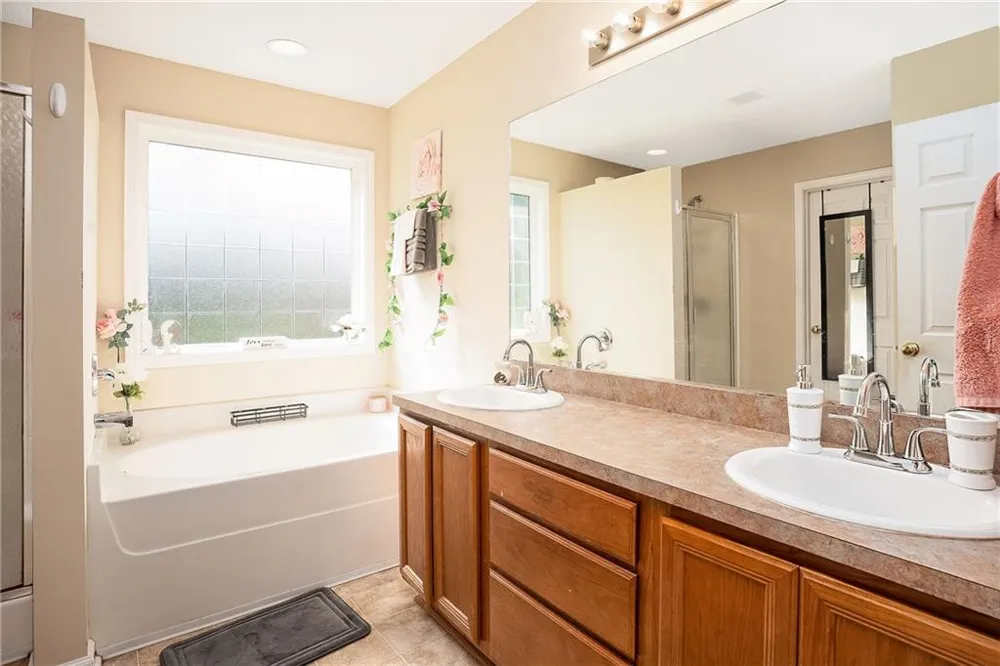 2902 Waterford Boulevard Opelika, AL 36804