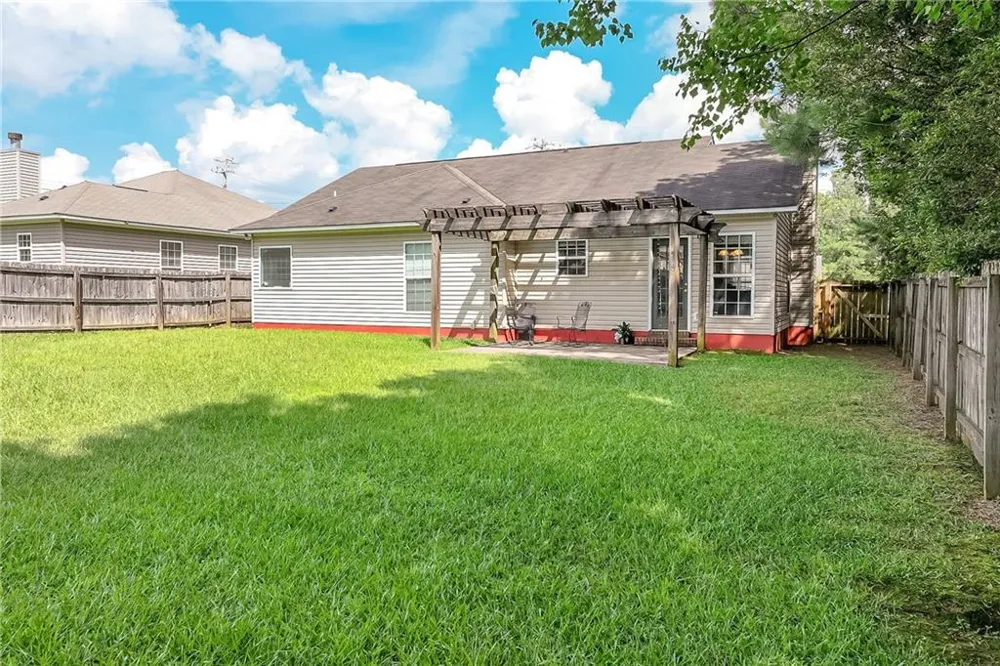 2902 Waterford Boulevard Opelika, AL 36804