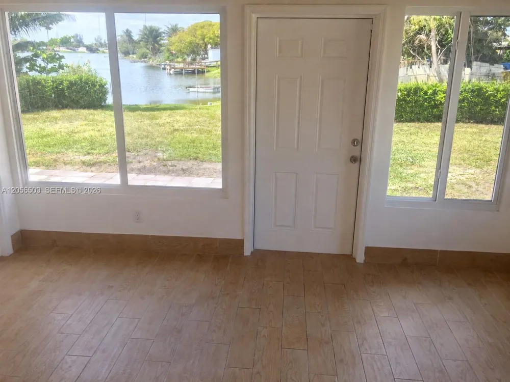 3300 SW 32nd Ave West Park, FL 33023