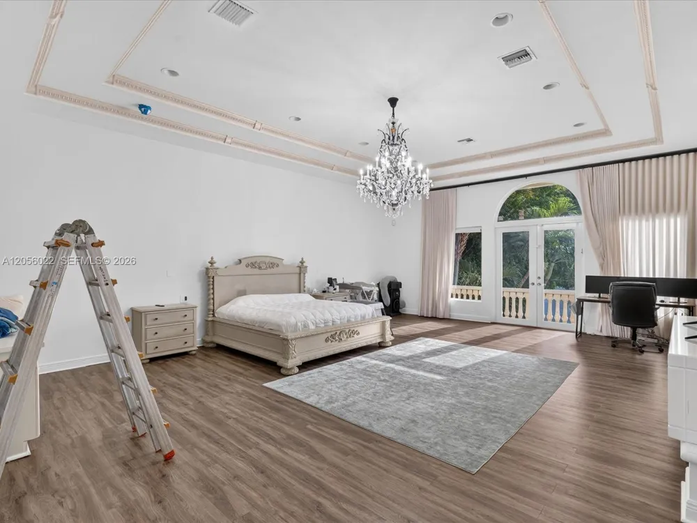 628 Island Golden Beach, FL 33160