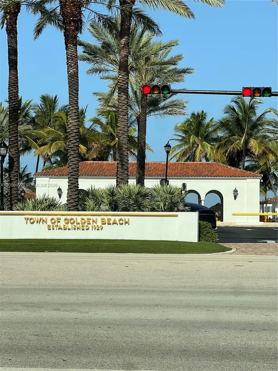 628 Island Golden Beach, FL 33160
