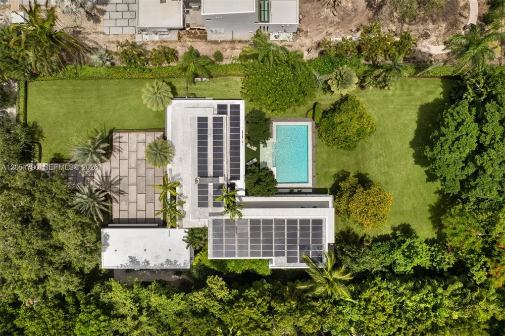 7502 SW 102nd St Pinecrest, FL 33156