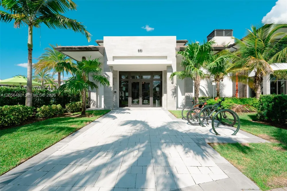 4745 NW 84th Ct #47 Doral, FL 33166
