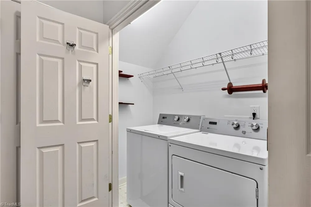 122 Olde Manor Court Siler City, NC 27344