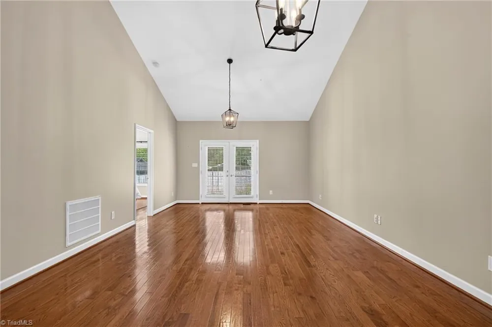 122 Olde Manor Court Siler City, NC 27344