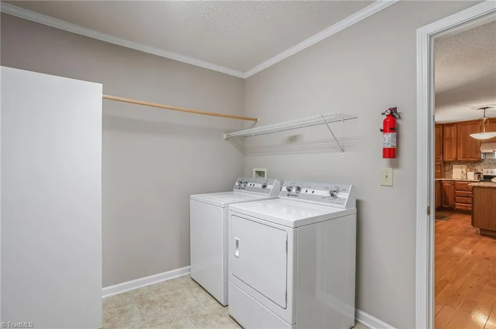913 Colonial Heights North Wilkesboro, NC 28659