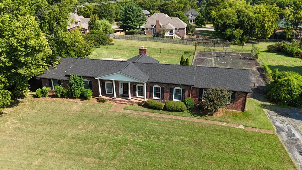 8204 Gordon Petty Ct Brentwood, TN 37027