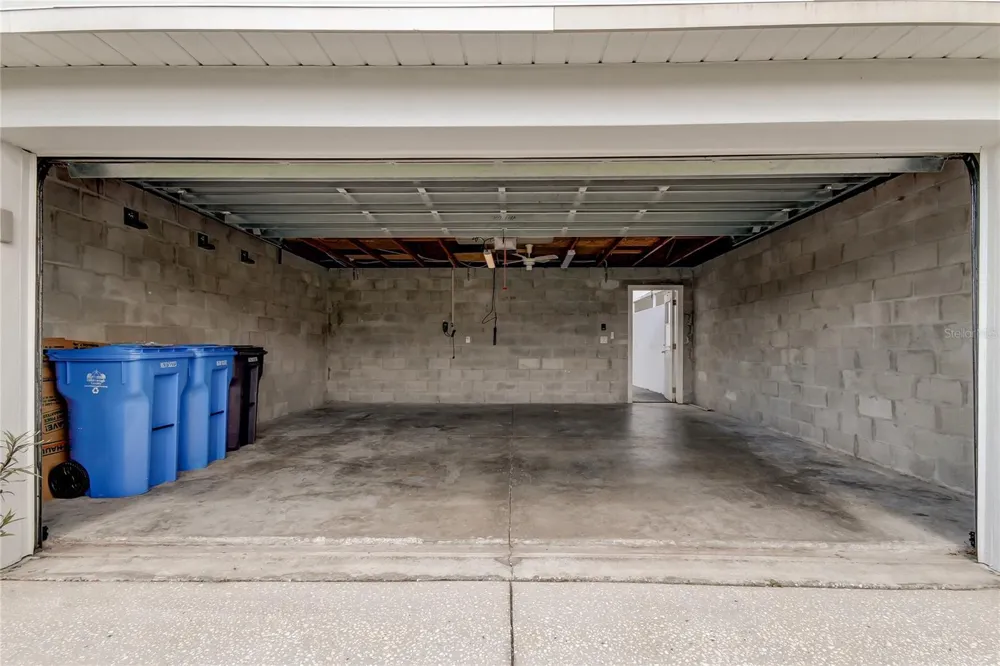 10003 BRADWELL PLACE Tampa, FL 33626