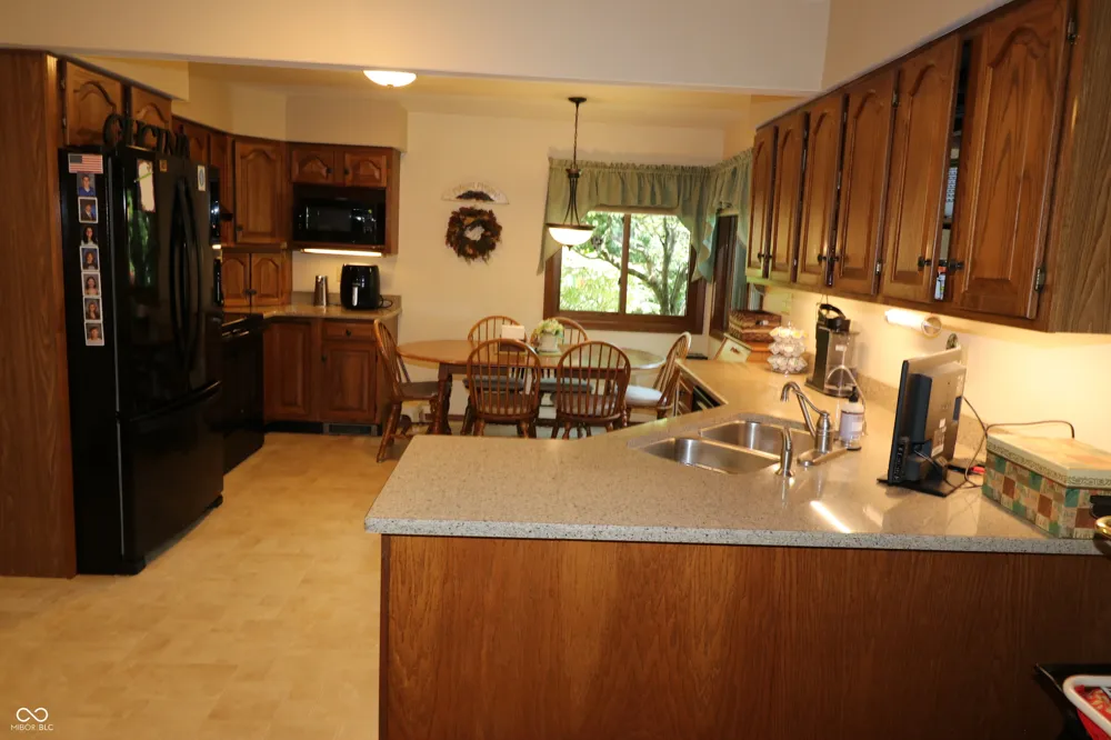 714 Edgewood Drive Batesville, IN 47006