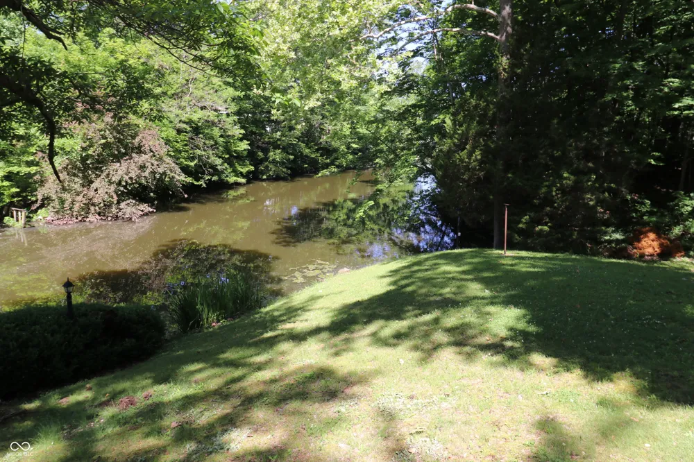 714 Edgewood Drive Batesville, IN 47006