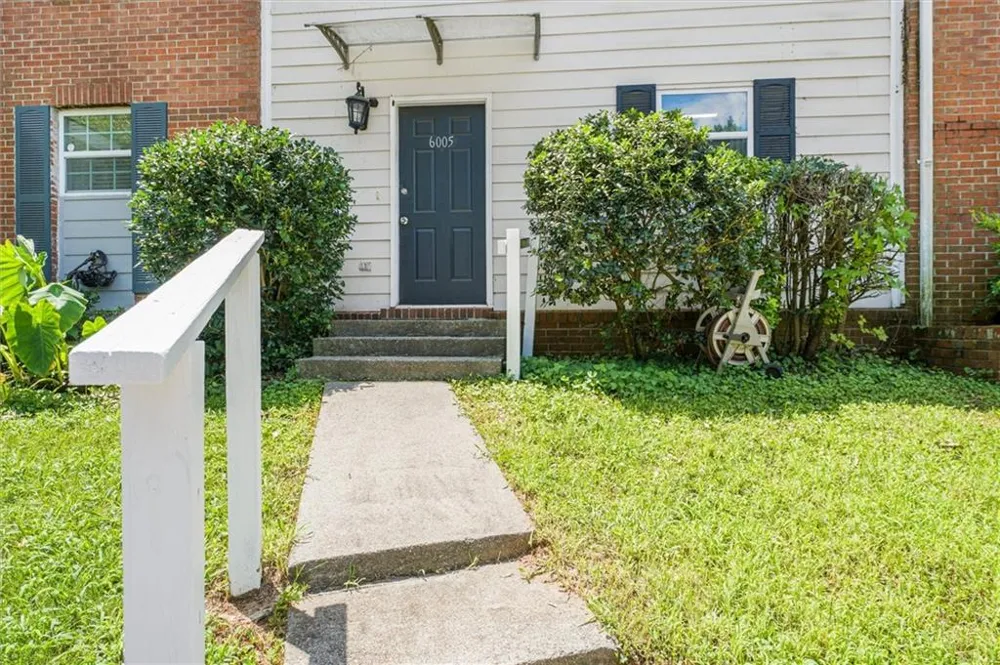 6005 Pat Mell Place SE Smyrna, GA 30080