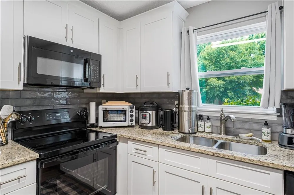 6005 Pat Mell Place SE Smyrna, GA 30080