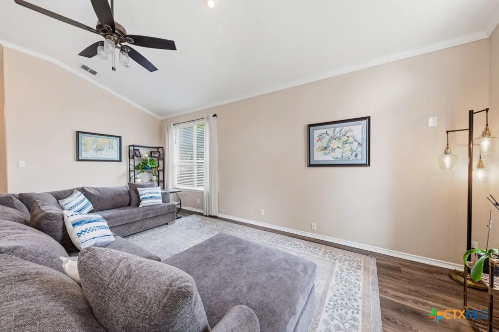 125 Eagle Flight Cibolo, TX 78108