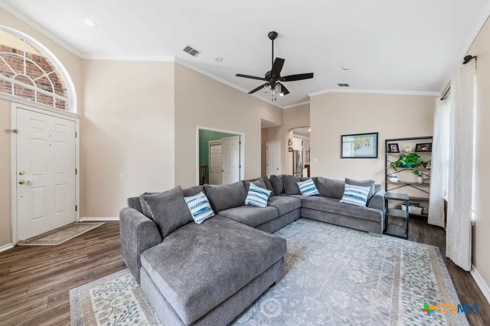125 Eagle Flight Cibolo, TX 78108