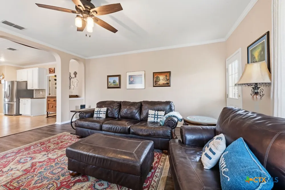 125 Eagle Flight Cibolo, TX 78108