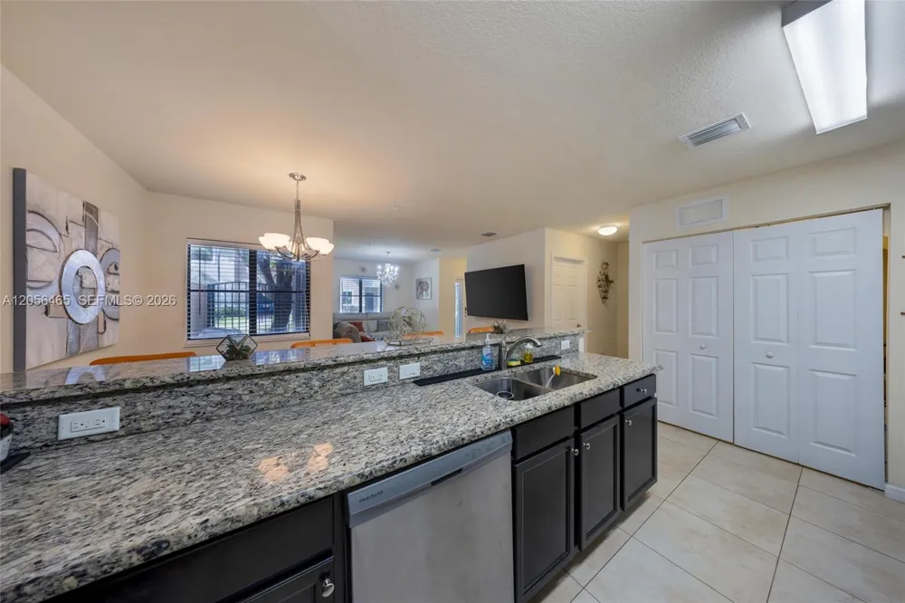 22501 SW 88th Pl #5-25 Cutler Bay, FL 33190
