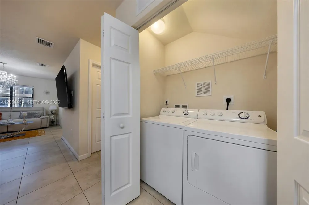 22501 SW 88th Pl #5-25 Cutler Bay, FL 33190