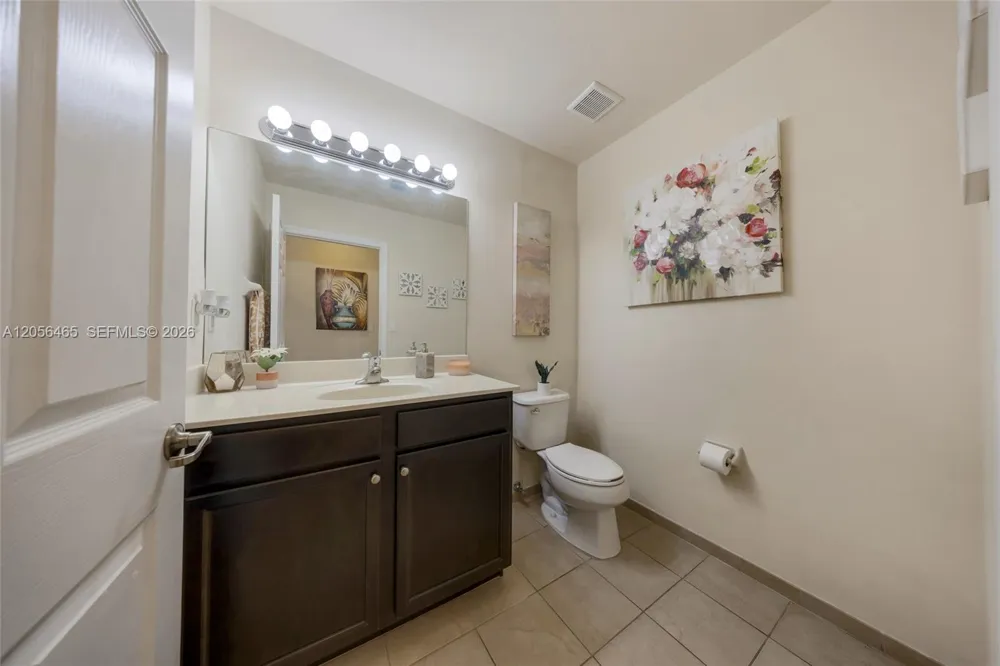 22501 SW 88th Pl #5-25 Cutler Bay, FL 33190