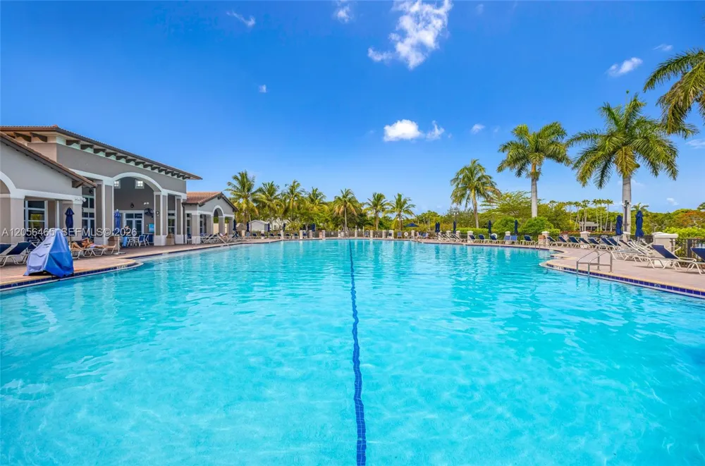 22501 SW 88th Pl #5-25 Cutler Bay, FL 33190
