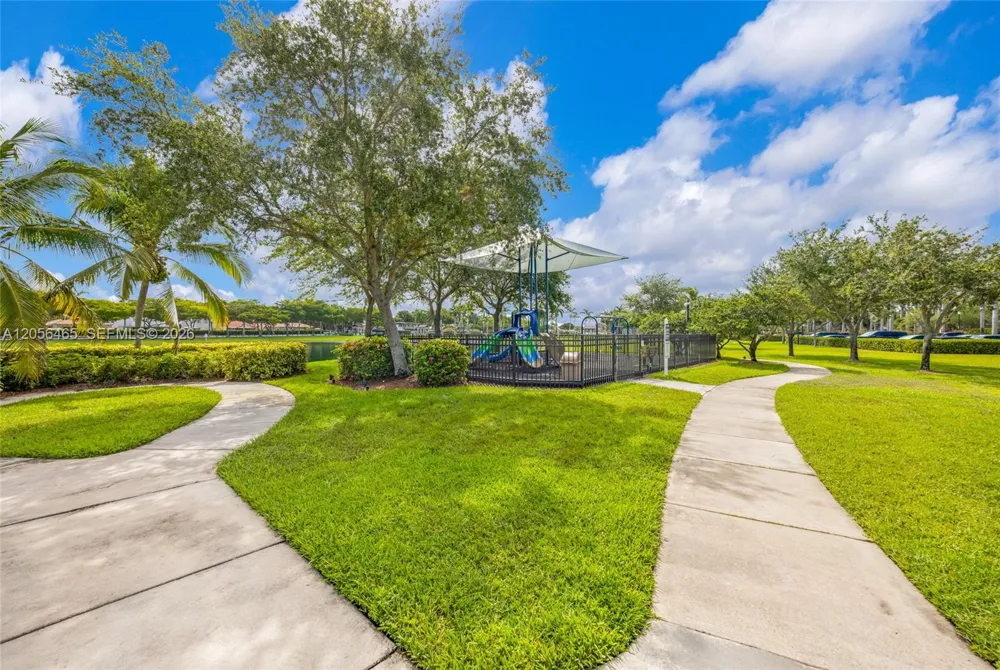 22501 SW 88th Pl #5-25 Cutler Bay, FL 33190