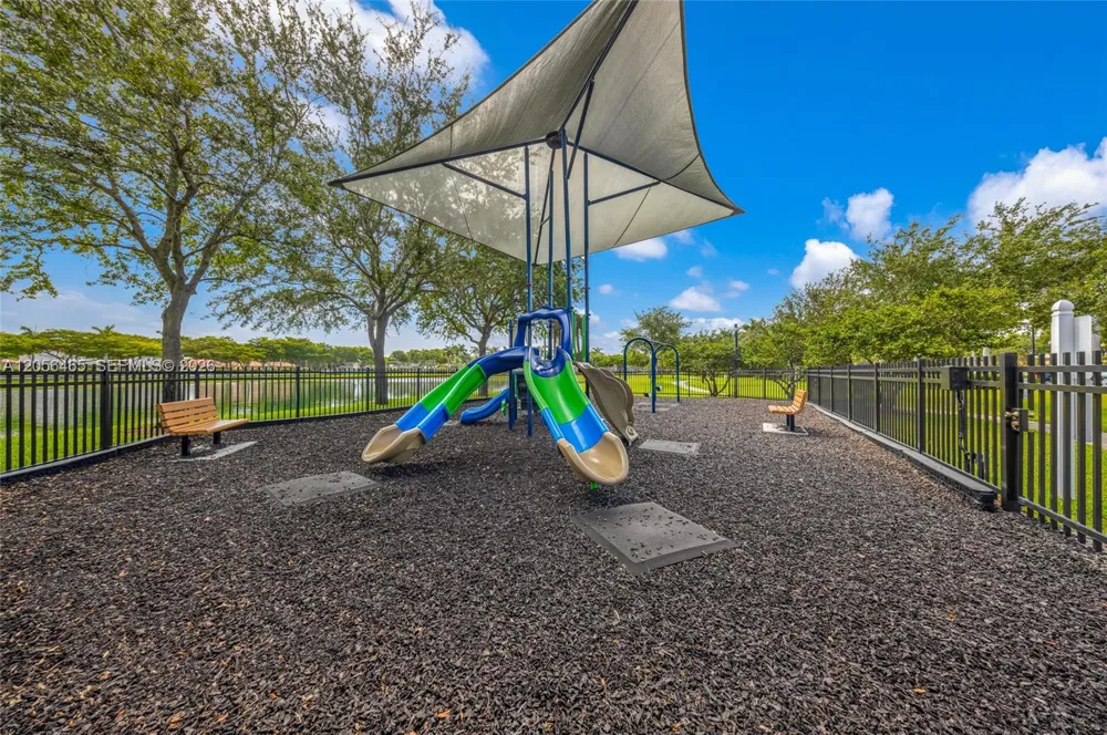 22501 SW 88th Pl #5-25 Cutler Bay, FL 33190