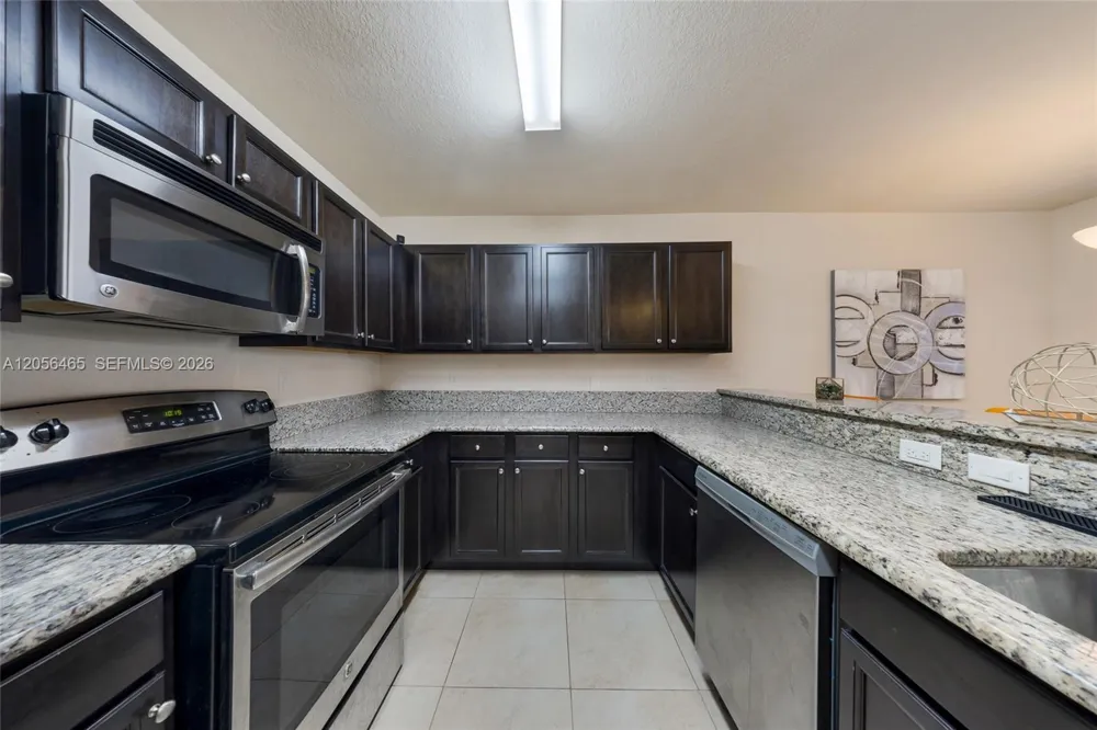 22501 SW 88th Pl #5-25 Cutler Bay, FL 33190