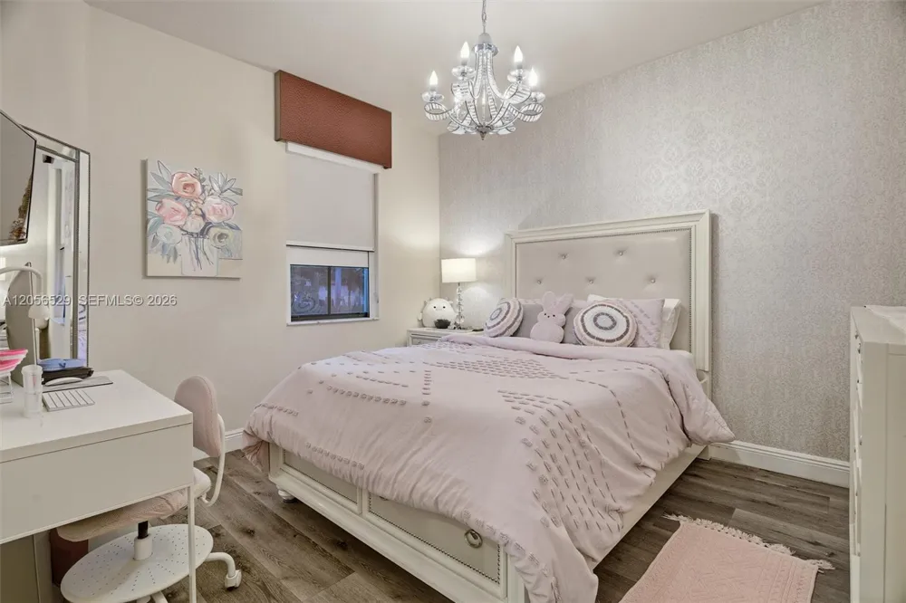 8870 NW 99th Path Doral, FL 33178