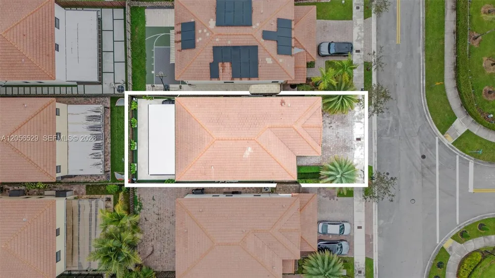 8870 NW 99th Path Doral, FL 33178