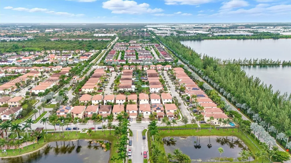 8870 NW 99th Path Doral, FL 33178