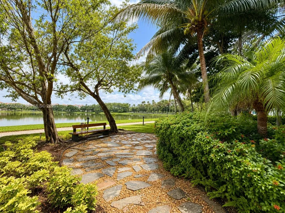 2641 N FLAMINGO ROAD #2706N Sunrise, FL 33332