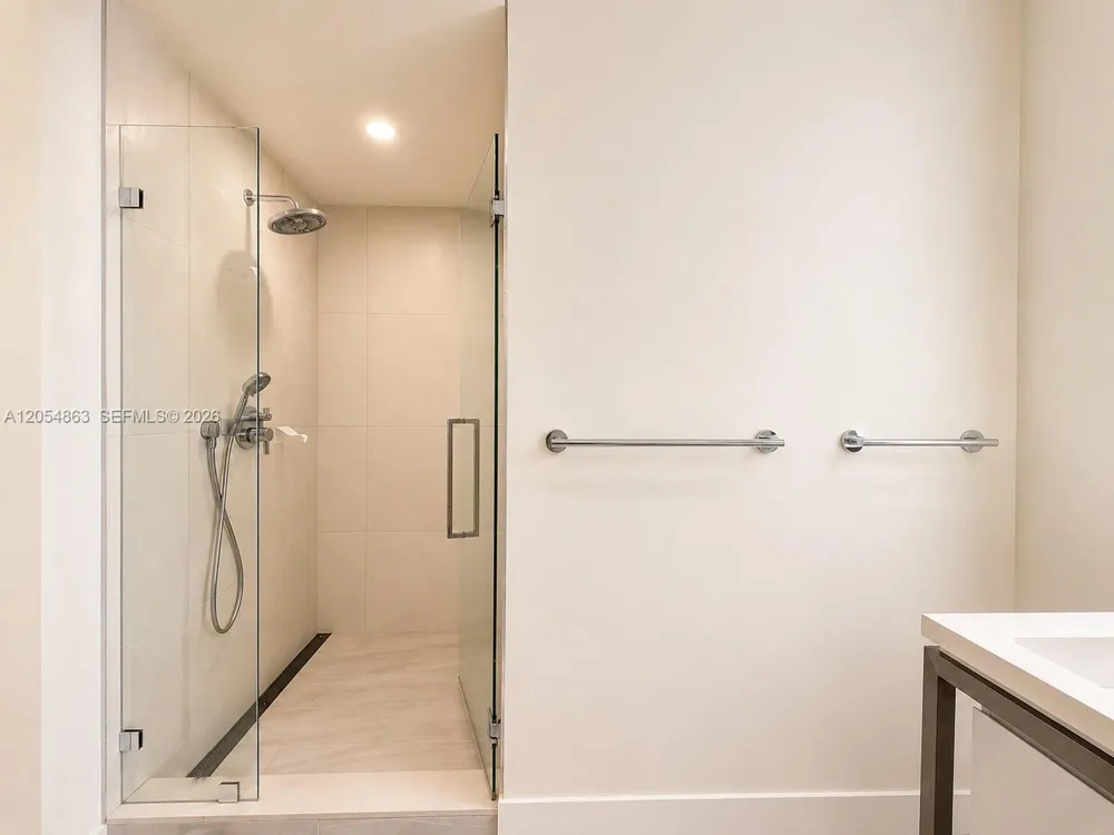 2000 METROPICA WAY #2011 Sunrise, FL 33323