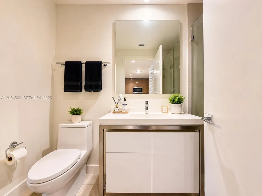 2000 METROPICA WAY #2011 Sunrise, FL 33323